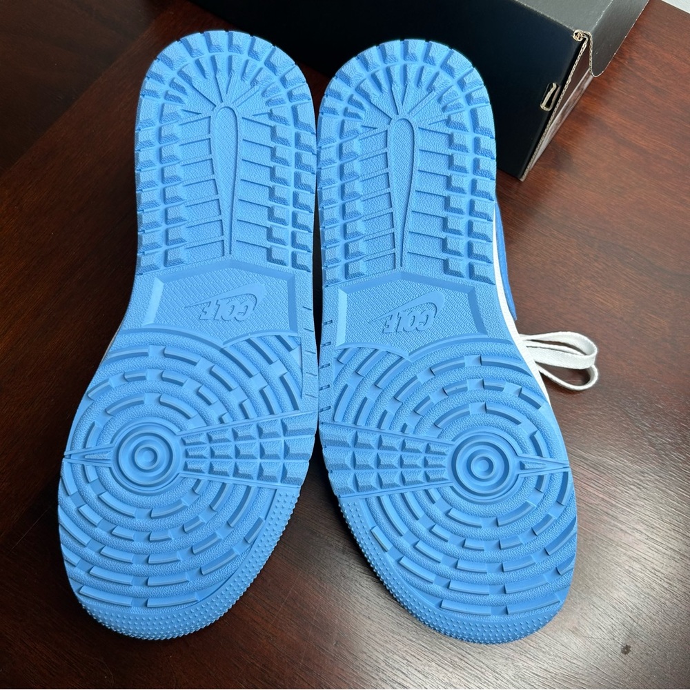 Nike Air Jordan 1 Low Golf UNC (8M/9.5W) - Picture 7 of 12